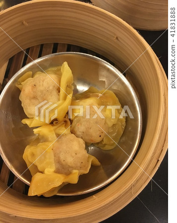 closed up the streamed pork dumplings closed up the streamed pork dumplings 41831888
