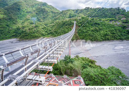Taiwan Pingtung Shanchuan Sandi Gate Liuli Suspension Bridge 41836097