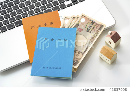 Pension notebook and personal computer 41837908