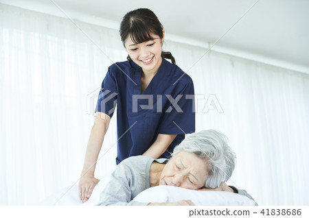 Orthopedic clinic 41838686