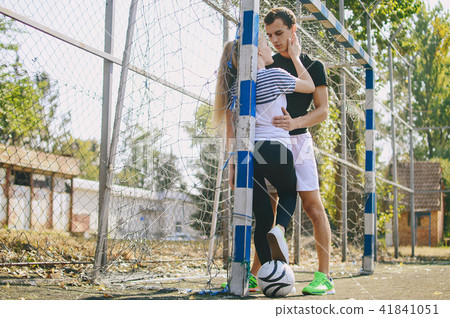couple doing sporty activities together couple doing sporty activities together 41841051