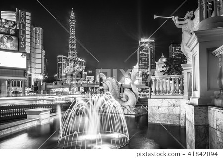 beautiful scenes around las vegas strip at night beautiful scenes around las vegas strip at night 41842094