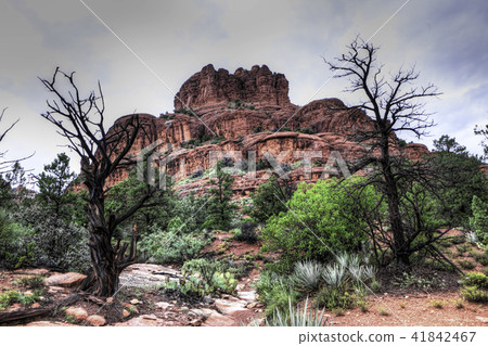 Bell Rock formation at Sedona, Arizona 41842467