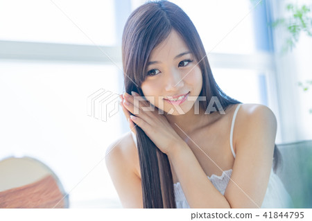Young Women, Portrait, Beauty Image Young Women, Portrait, Beauty Image 41844795