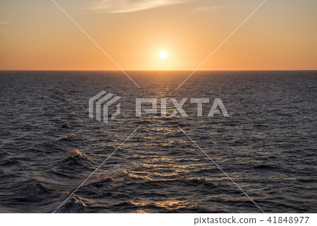 鄂霍次克海的日出 41848977