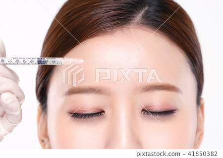 RF photos - beauty portrait of a young woman isolated on white background, concept for health and skin care. 128 RF photos - beauty portrait of a young woman isolated on white background, concept for health and skin care. 128 41850382