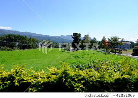 Kiyosato Highland Prairie field and mountain scenery 41851069