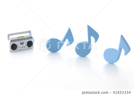 I listen to music I listen to music 41852334