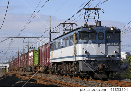 武藏野線貨運列車（由EF65系列1000牽引） 41853304