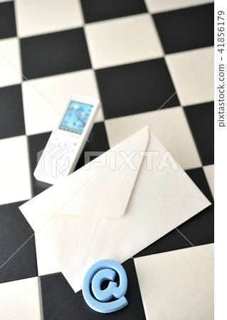 Send and receive mail 41856179