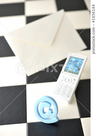 Send and receive mail 41856184