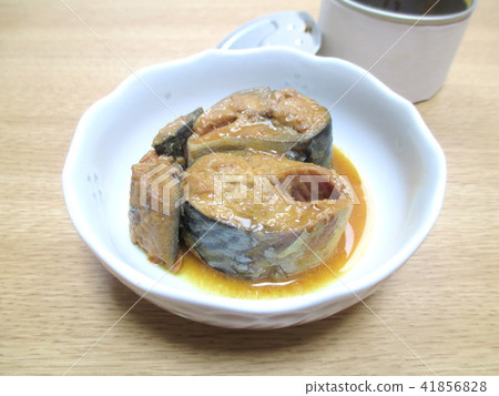 Simmered mackerel with mackerel mackerel 41856828