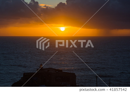 Portugal Nazare sunset, the sunset of Portugal Nazareth 41857542