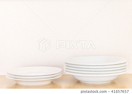 Table and dishes 41857657