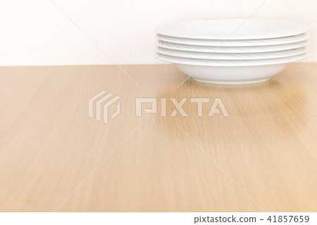 桌子和盤子 桌子和盤子 41857659