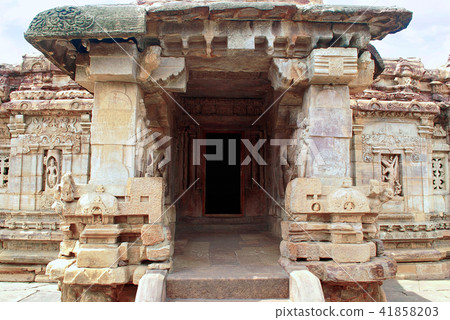 Eastern entrance, Virupaksha Temple, Pattadakal Eastern entrance, Virupaksha Temple, Pattadakal 41858203