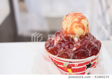 Korean style snow cone, strawberry bingsu. Korean style snow cone, strawberry bingsu. 41860233