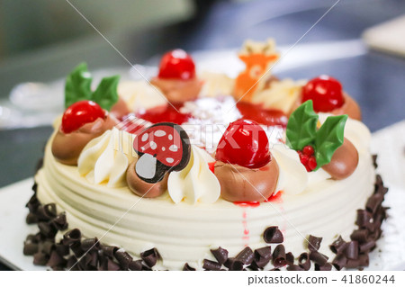 Close up of Black forest cake with blur background 41860244