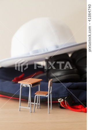 教育形象 41864740