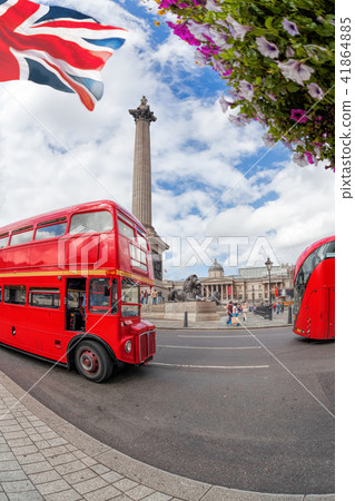 Trafalgal square with red buses in London, England 41864885