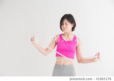 Exercise · female · white back 41865176