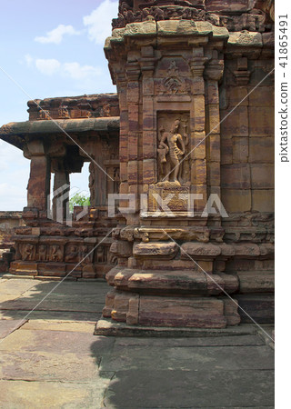 The Devakoshthas, Virupaksha temple, Pattadakal 41865491