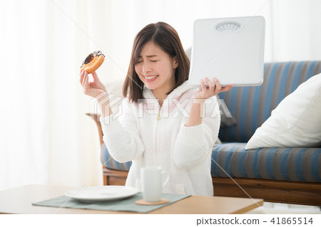 Room wear · women · sofa 41865514