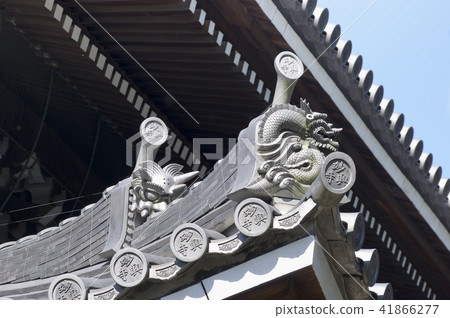 Myoko禪宗寺廟的菩薩裝飾屋頂 41866277