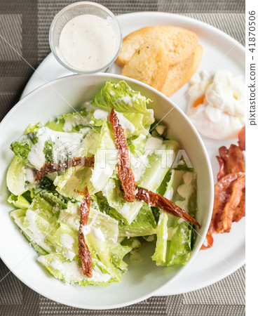 Caesar salad Caesar salad 41870506