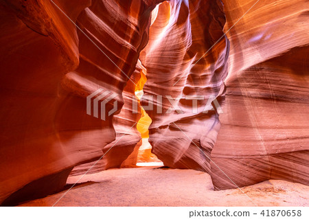 Upper Antelope Canyon 41870658