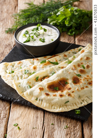 Simple vegetarian food 41870833