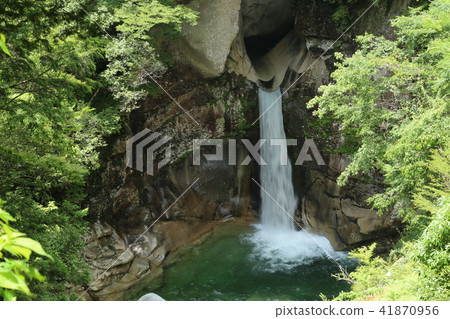 Immortal waterfall of Totsukawa village 41870956