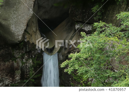 Totsukawa村莊的不朽的瀑布 41870957