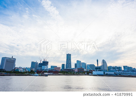 Landscape of Minato Mirai 41870991