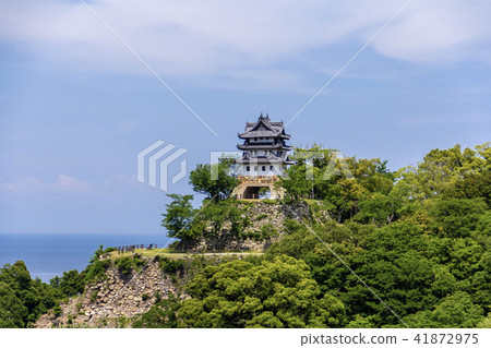 Sumoto Castle from Nishinomaru looking for a castle tower 41872975