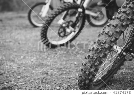 wheel cross motorcycle 41874178