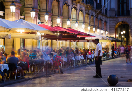 Nightlife of Placa Reial in Barcelona 41877347