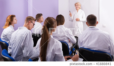 teacher lecturing to medical students teacher lecturing to medical students 41880841