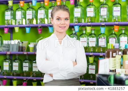 Confident salesgirl of perfume Confident salesgirl of perfume 41883257