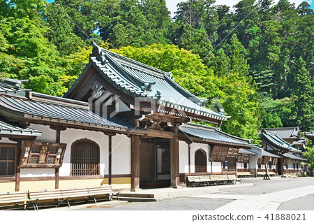 Ozuyama Sonori寺Ruri門 41888021