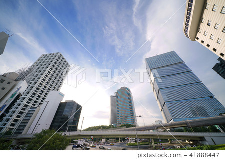 東京都市風景看法在日本赤坂見附陸上視圖 東京都市風景看法在日本赤坂見附陸上視圖 41888447