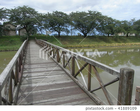 Koide-numa rural park bridge 41889109