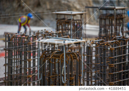 j-bolt and steel bar for concrete column. 41889451