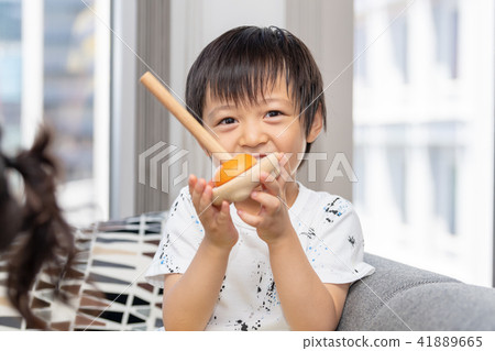 一個健康的男孩 41889665