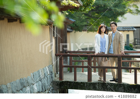 中間夫婦旅行圖像 41889882