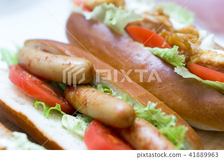 A lot of hot dogs 41889963