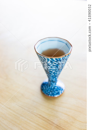 Aperitif (liquor) Aperitif (liquor) 41890032