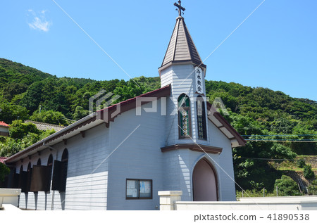 Chilled water church 41890538