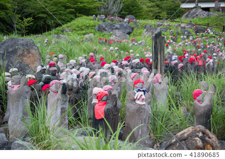 Thousand Jizou 41890685