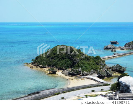 The sea of Okinawa 41890751